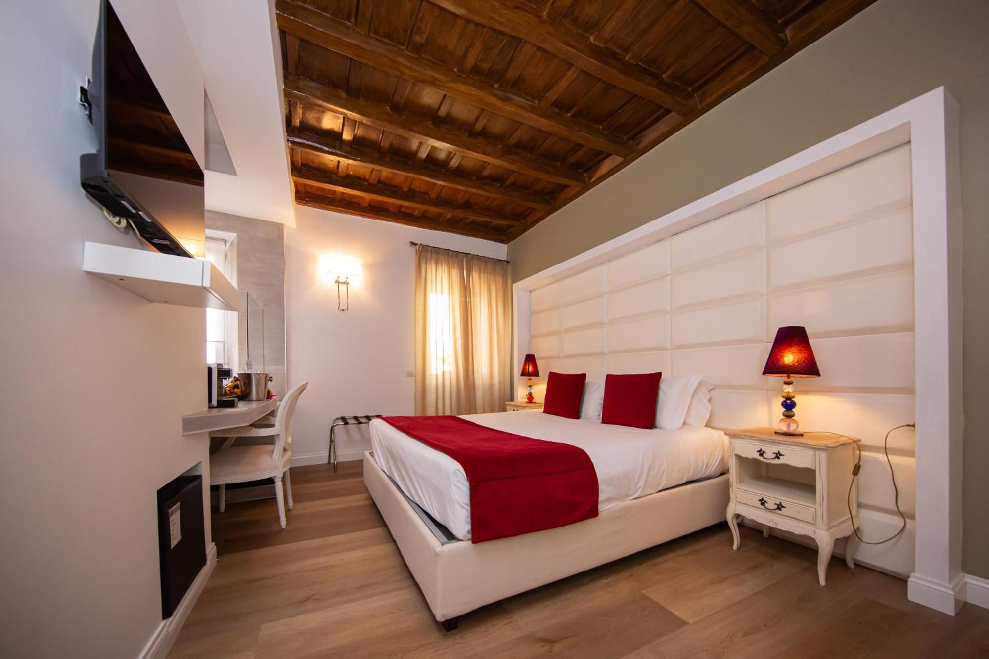 Town House Spagna- Luxury Rooms With Jacuzzi Bath Rzym Zewnętrze zdjęcie