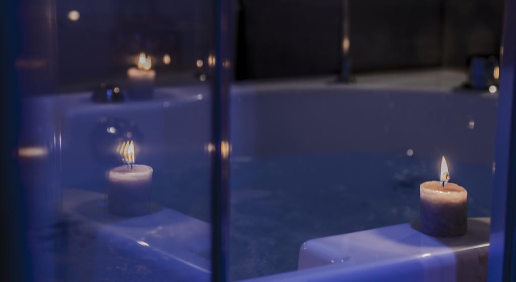 Town House Spagna- Luxury Rooms With Jacuzzi Bath Rzym Zewnętrze zdjęcie